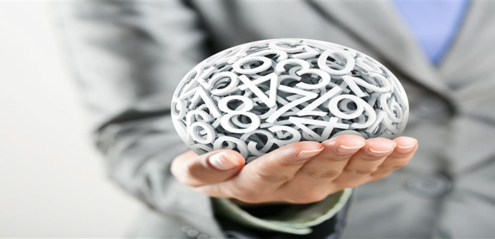 Ball of numbers on hand